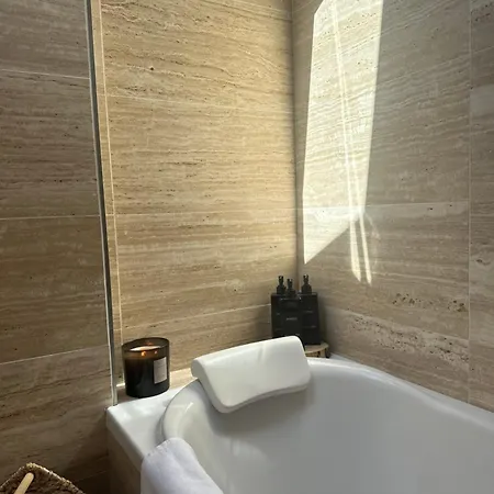 Bustos - Exclusive Oceanfront Penthouse * Gijon