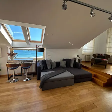 Bustos - Exclusive Oceanfront Penthouse Gijon